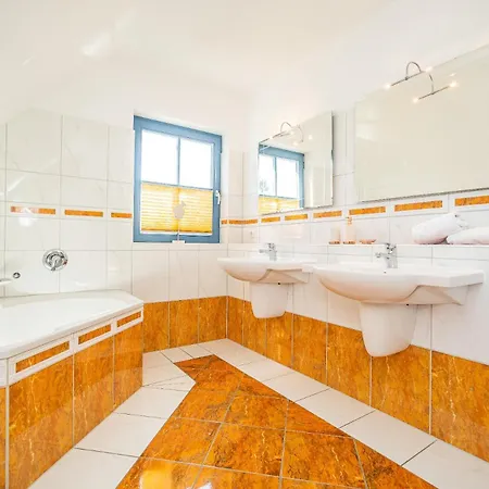 Wiesenstraße 23 Haus Hansi Ferienhaus Ostseeheilbad Zingst